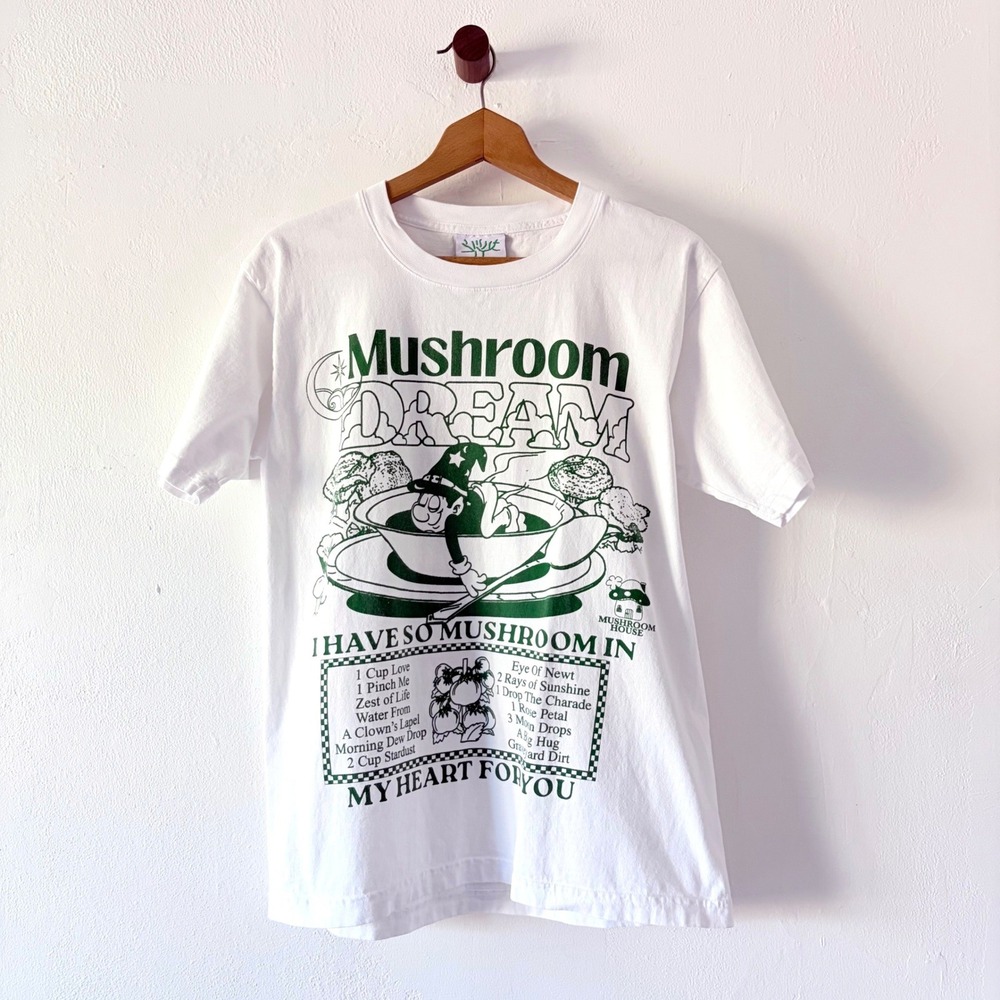 Rare Online Ceramics T-Shirt Small White Mushroom Dream Peace Love Graphic Tee